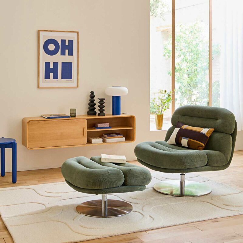 Meuble TV suspendu design finition chêne