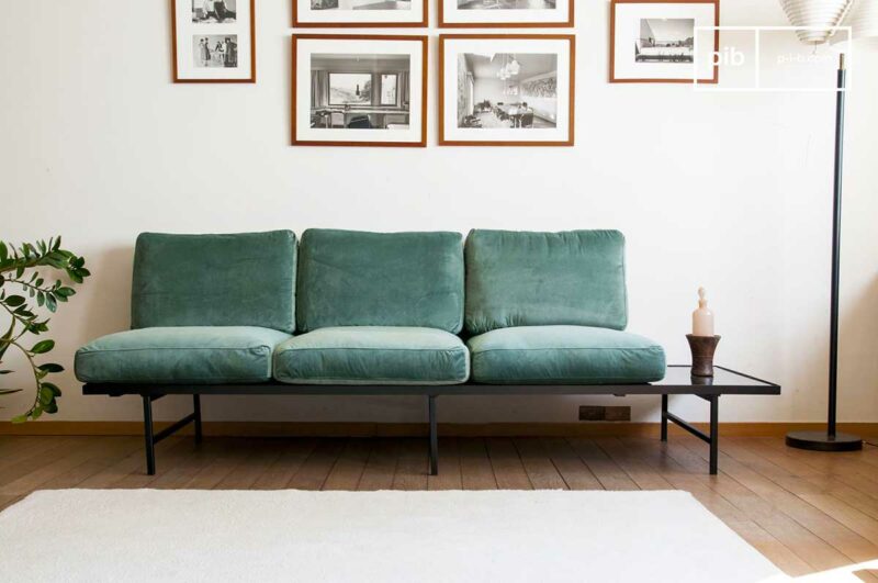 Banquette esprit vintage avec table intégrée