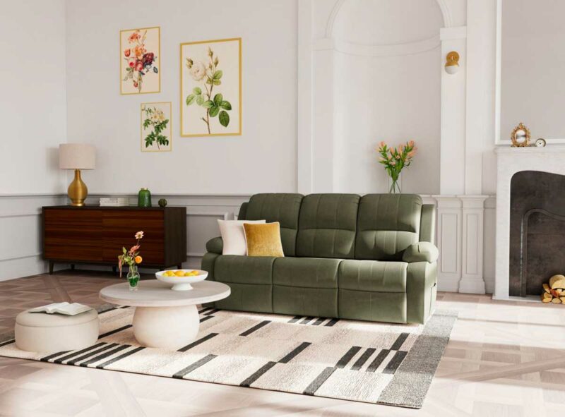 Canapé relax vert trois places avec réglages indépendants