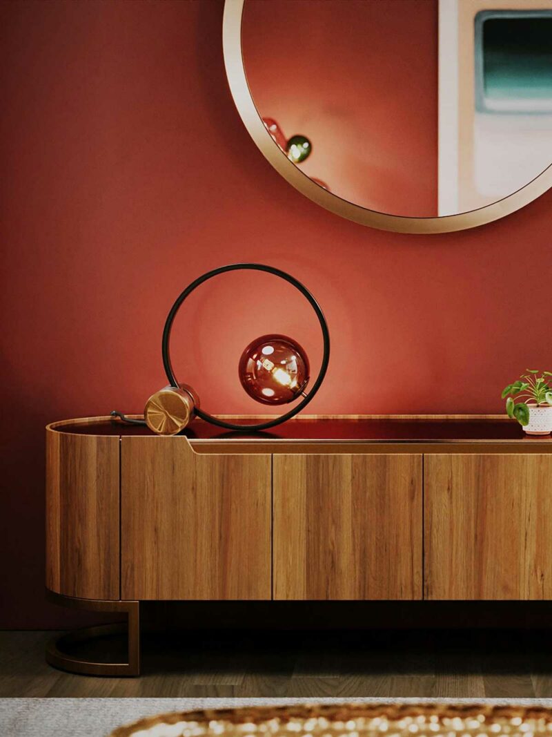 Esprit vintage pour ce meuble TV arrondi en noyer