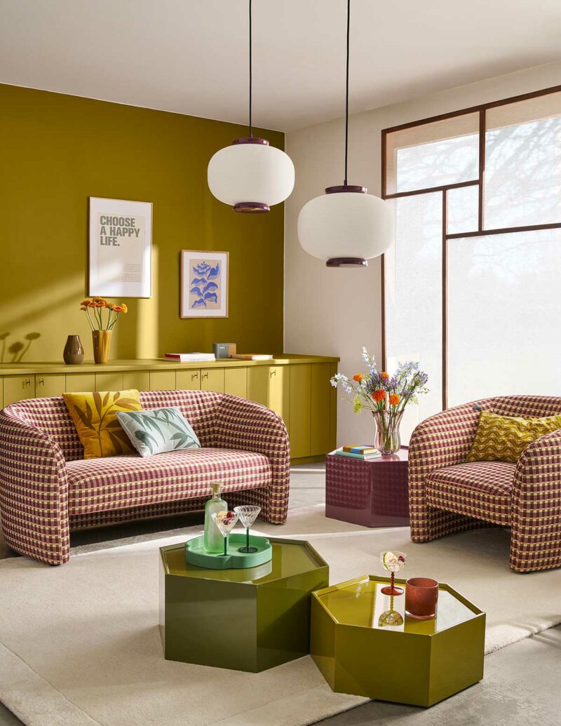 Salon avec canapé au style vintage asiatique