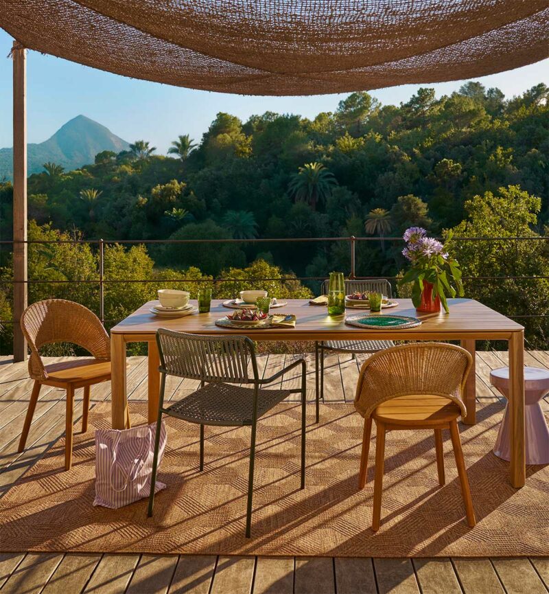 Alumio, la table qui structure les moments dehors