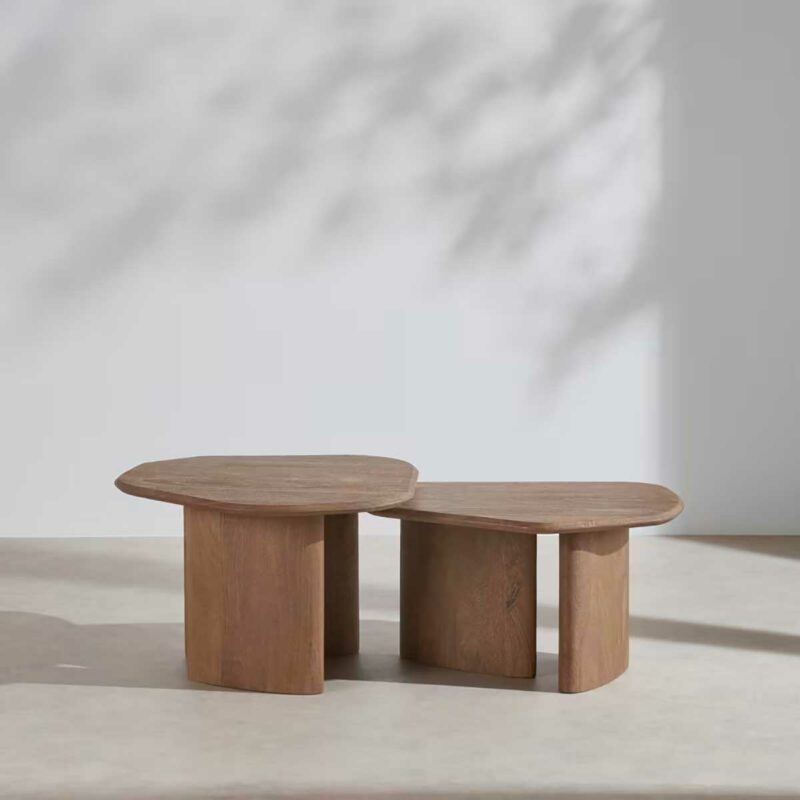 Awasa, tables basses gigognes en manguier