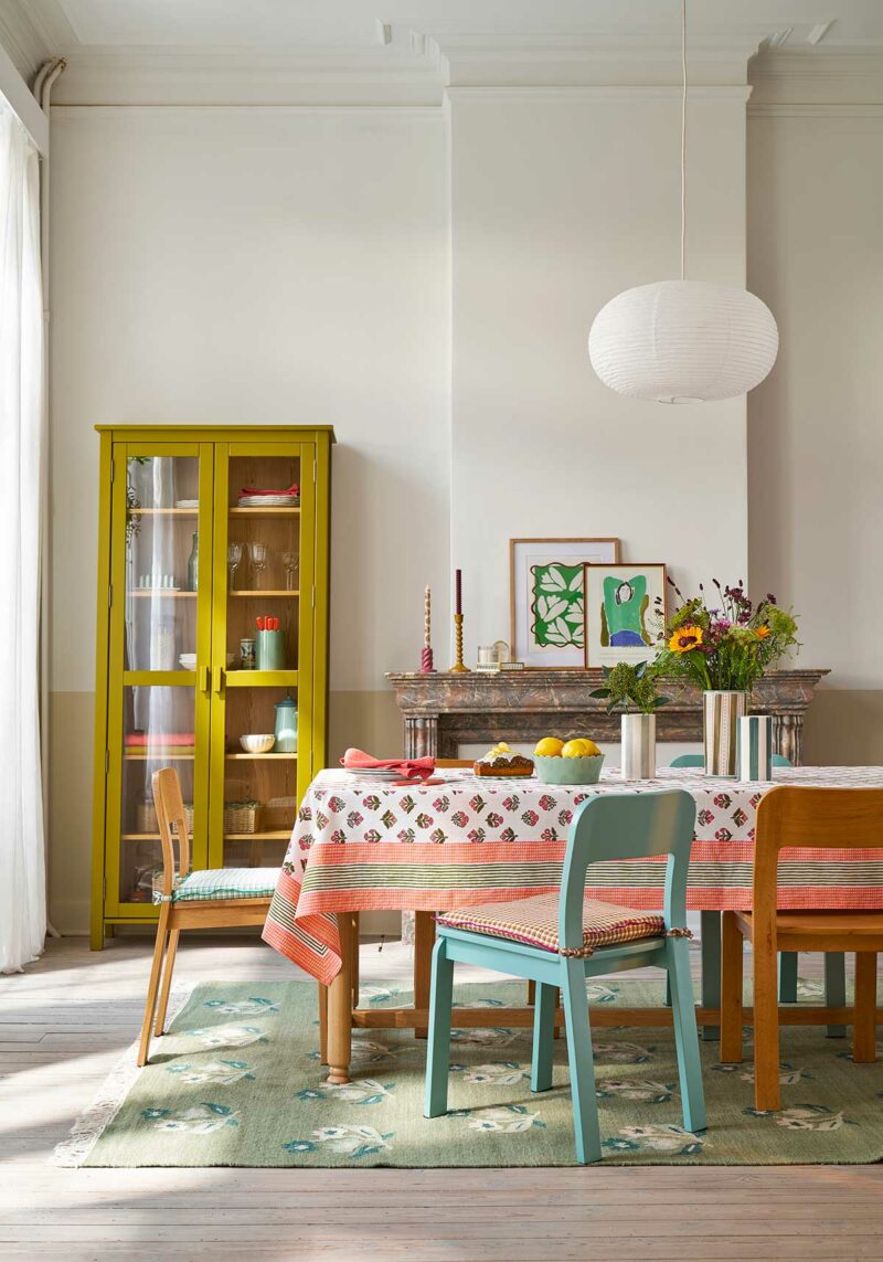 Chaises mix and match