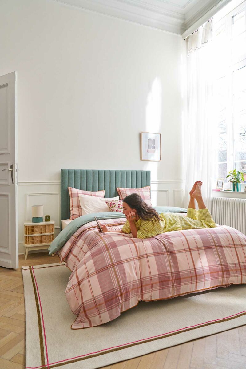 21 inspirations pour une chambre douce et raffinée avec La Redoute Une housse de couette à carreaux pour une chambre douce et lumineuse