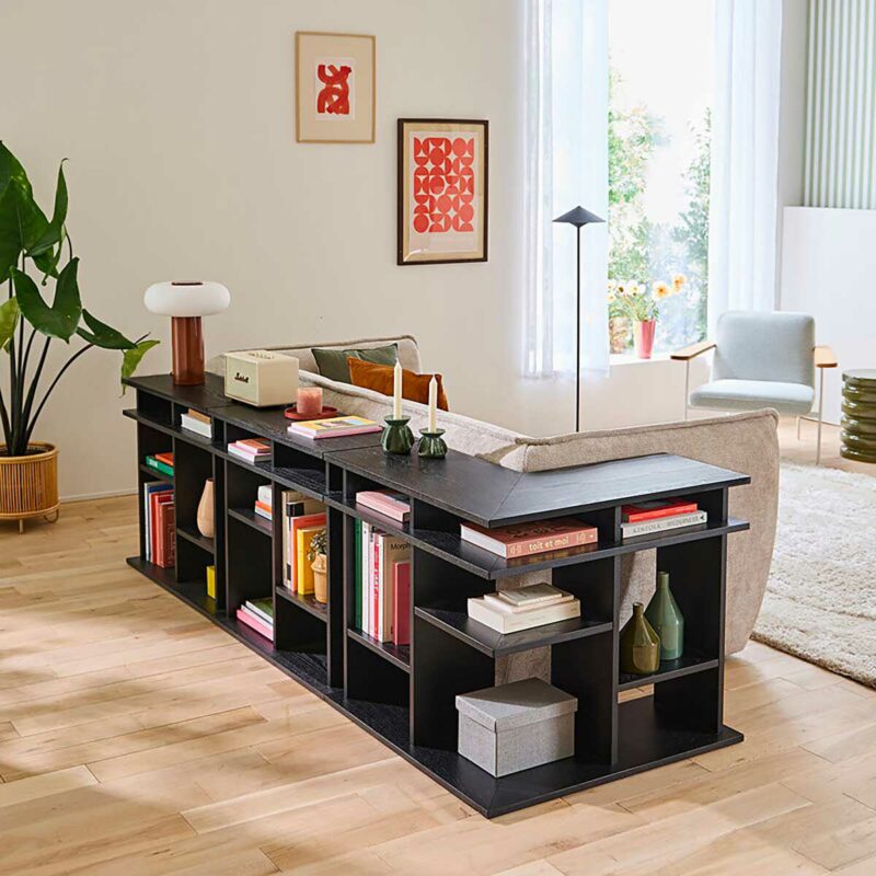bibliothèque d'angle dos canapé noir niches rangement soldes La Redoute