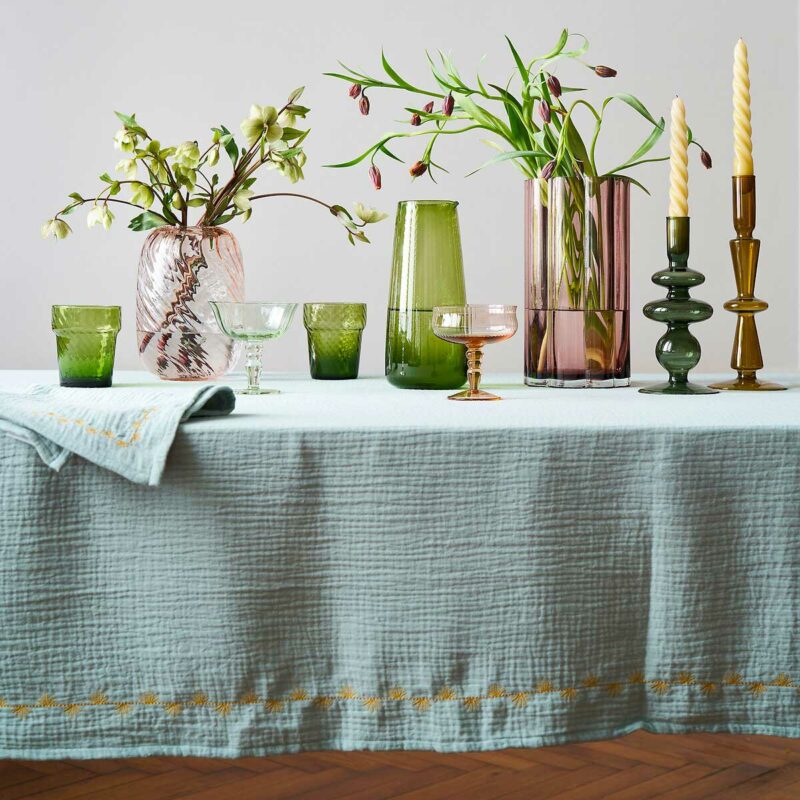 nappe gaze de coton brodé pompons céladon soldes La Redoute